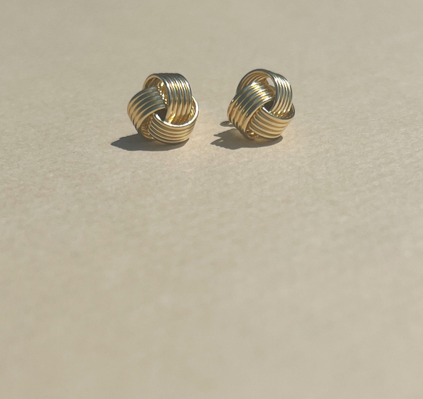 Mini real gold love knot earring three gold love knot earrings bridesmaid earring wedding day earring gift for her Italian love knot earring