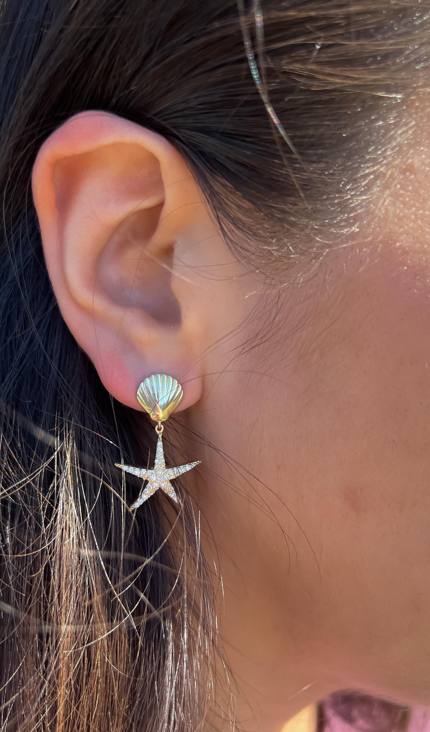 Gold seashell earrings with starfish dangle cz stone starfish earrings beach wedding earrings gold seashell earrings for her beach dangle